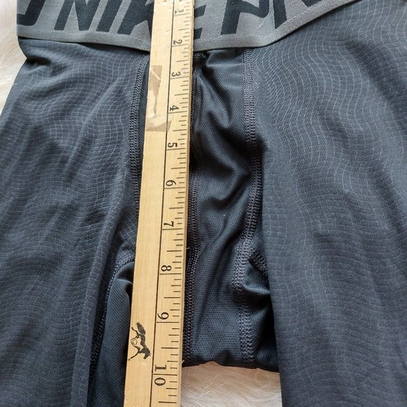 Nike Pro Dri-Fit Men's Black Tight Fit Capri Pants Size S - Picture 7 of 9